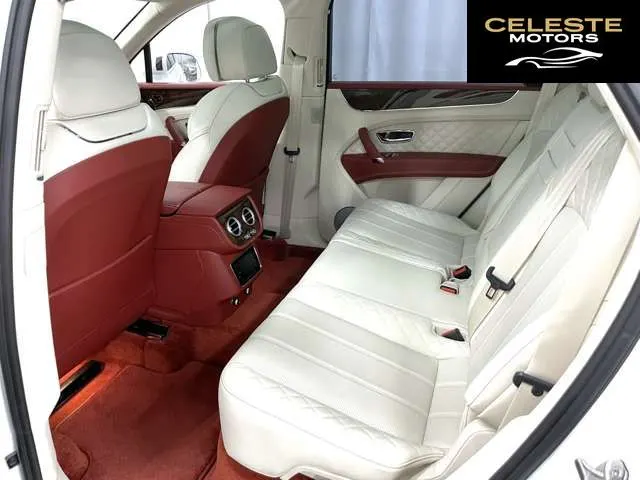 BENTLEY Bentayga 2016 — photo 7 sur 8