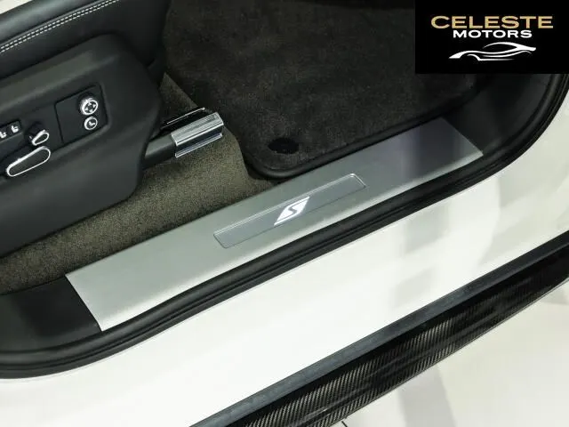 BENTLEY Bentayga 2023 — photo 6 sur 8