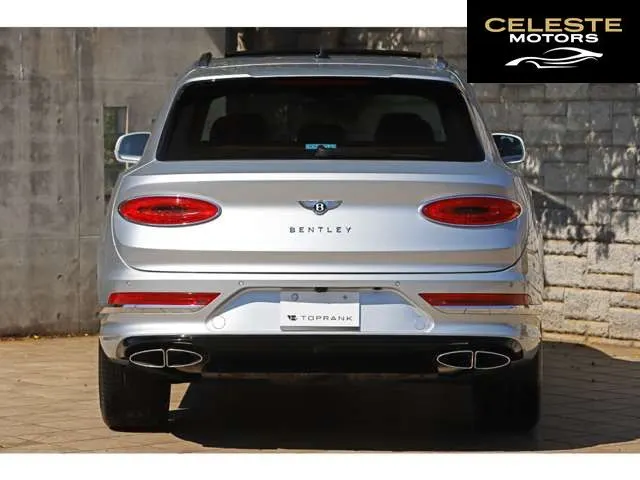 BENTLEY Bentayga 2021 — photo 6 sur 8