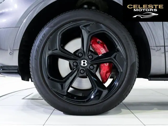 BENTLEY Bentayga 2023 — photo 2 sur 8
