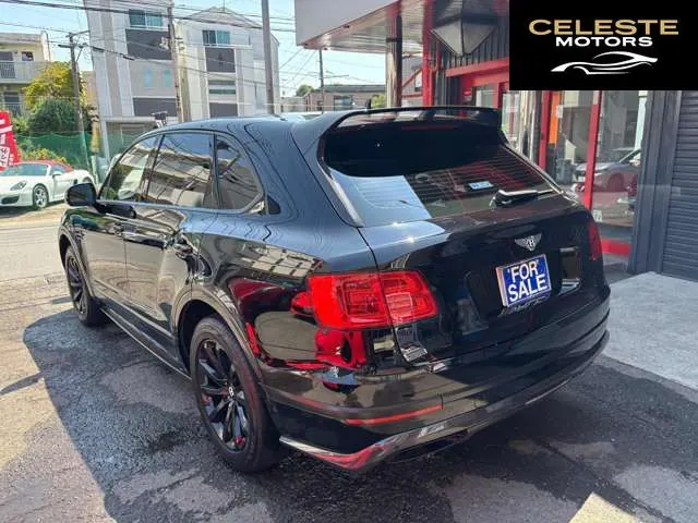 BENTLEY Bentayga 2016 — photo 2 sur 8