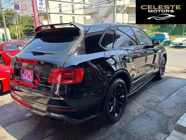 BENTLEY Bentayga 2016 — photo 4 sur 8