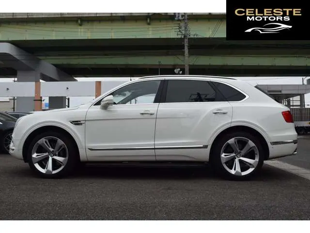 BENTLEY Bentayga 2017 — photo 3 sur 8