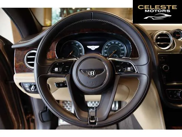 BENTLEY Bentayga 2016 — photo 6 sur 8