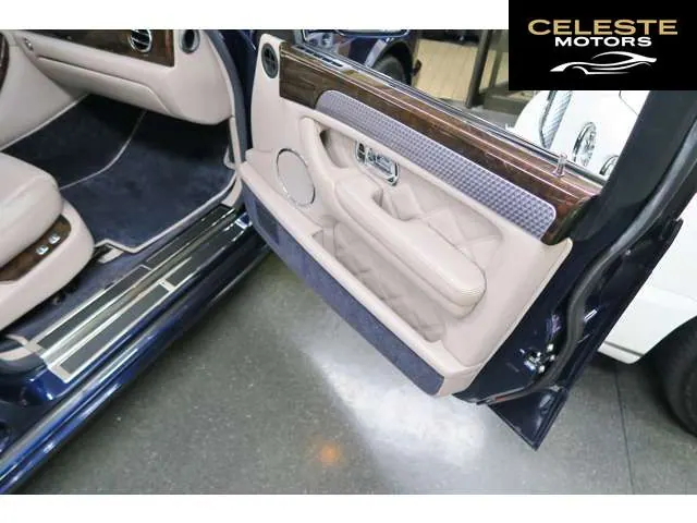 BENTLEY Arnage 2004 — photo 3 sur 8