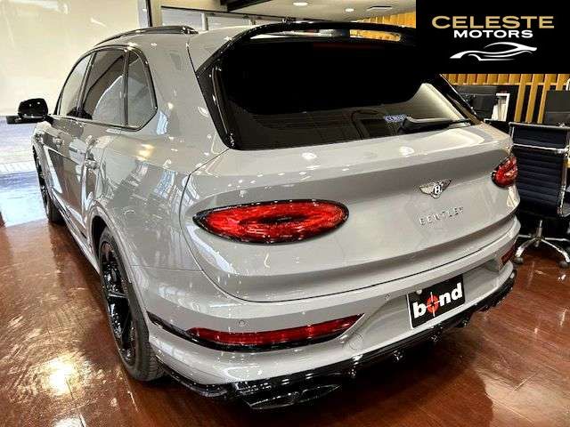 BENTLEY Bentayga 2024 — photo 3 sur 8
