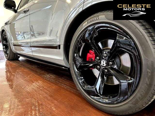 BENTLEY Bentayga 2024 — photo 5 sur 8