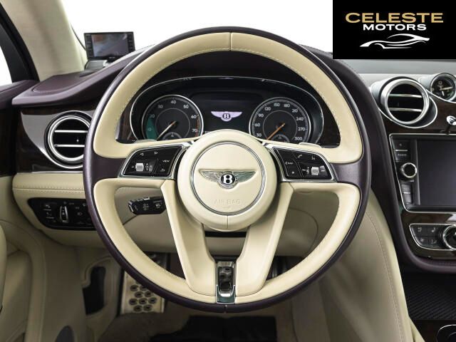 BENTLEY Bentayga 2018 — photo 8 sur 8