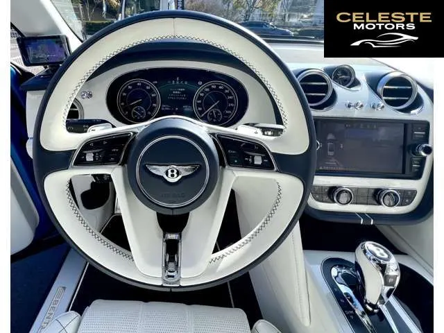 BENTLEY Bentayga 2017 — photo 6 sur 8