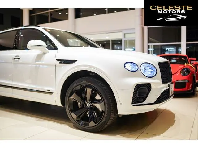 BENTLEY Bentayga 2023 — photo 3 sur 8