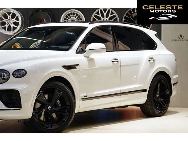 BENTLEY Bentayga 2023 — photo 4 sur 8