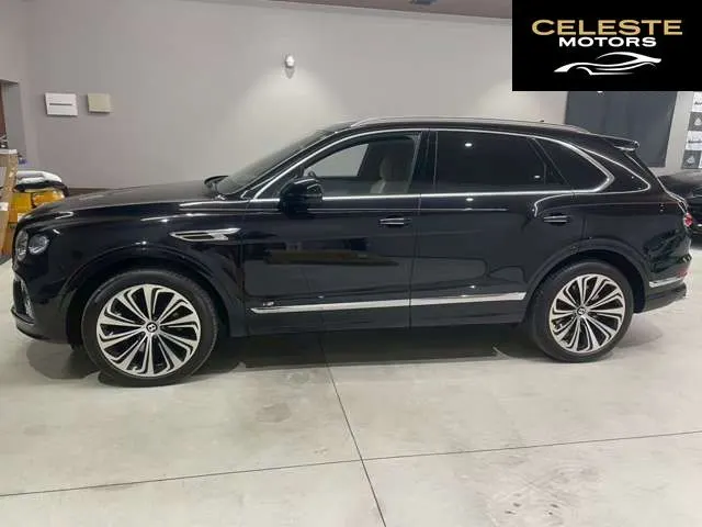 BENTLEY Bentayga 2022 — photo 3 sur 8