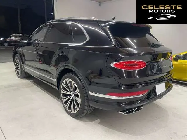 BENTLEY Bentayga 2022 — photo 4 sur 8