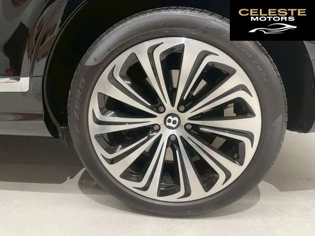 BENTLEY Bentayga 2022 — photo 7 sur 8