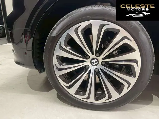 BENTLEY Bentayga 2022 — photo 8 sur 8