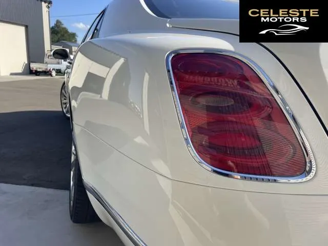 BENTLEY Mulsanne 2015 — photo 3 sur 8