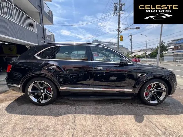 BENTLEY Bentayga 2018 — photo 8 sur 8