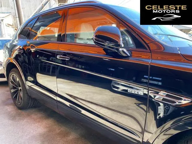BENTLEY Bentayga 2016 — photo 5 sur 8