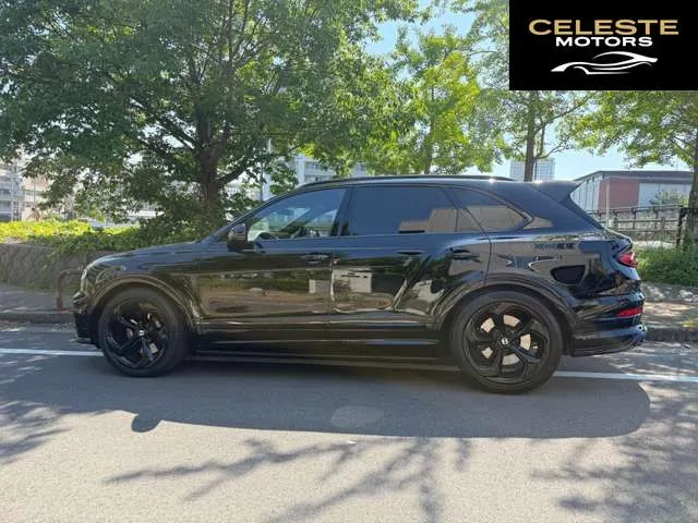 BENTLEY Bentayga 2023 — photo 2 sur 8