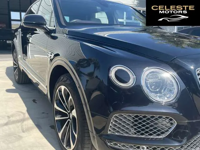 BENTLEY Bentayga 2016 — photo 2 sur 8