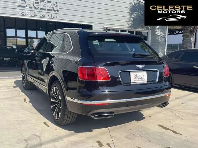 BENTLEY Bentayga 2016 — photo 6 sur 8