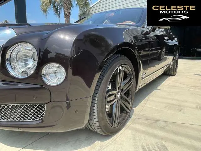 BENTLEY Mulsanne 2011 — photo 5 sur 8