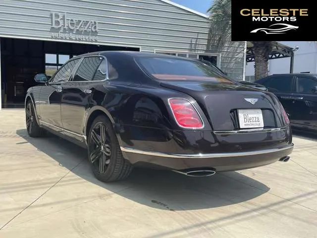 BENTLEY Mulsanne 2011 — photo 8 sur 8