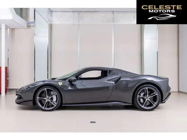 FERRARI 296GTB 2024 — photo 7 sur 8