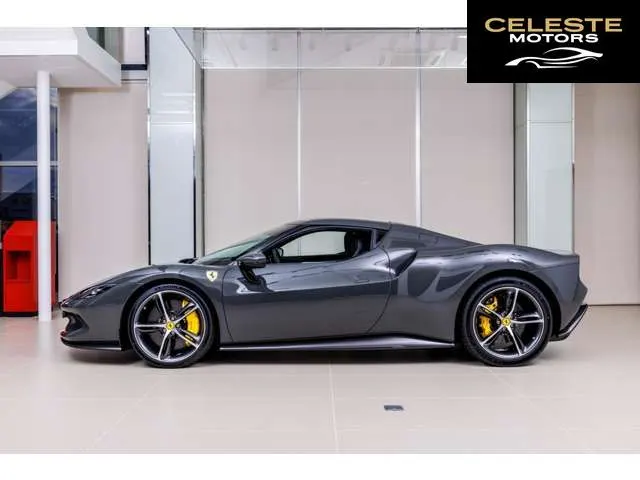 FERRARI 296GTB 2024 — photo 7 sur 8