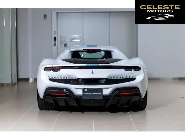 FERRARI 296GTB 2025 — photo 5 sur 8