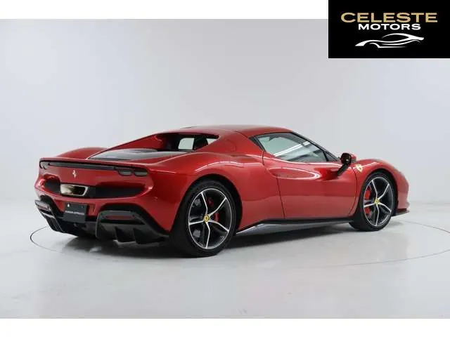 FERRARI 296GTB 2023 — photo 4 sur 8