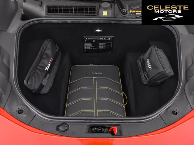 FERRARI 296GTB 2023 — photo 6 sur 8