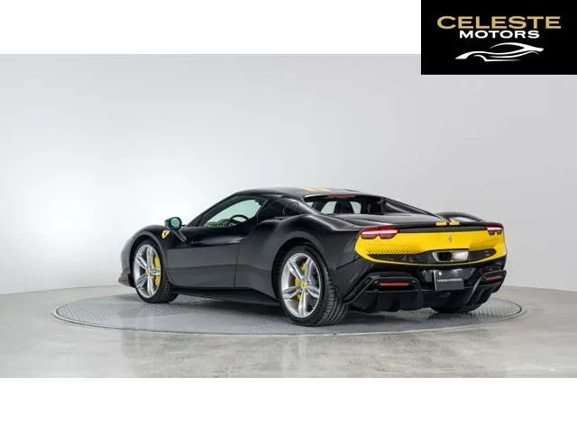 FERRARI 296GTB 2023 — photo 4 sur 8