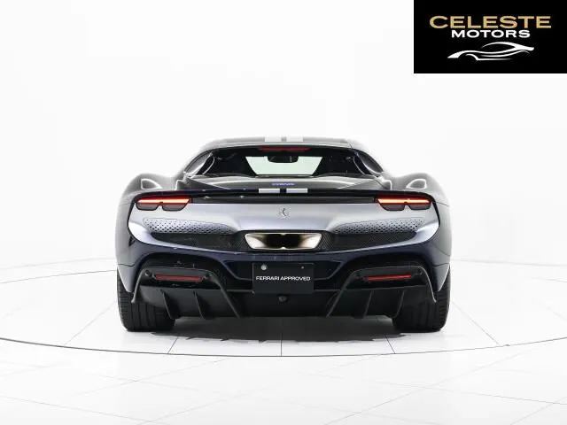 FERRARI 296GTB 2023 — photo 2 sur 8