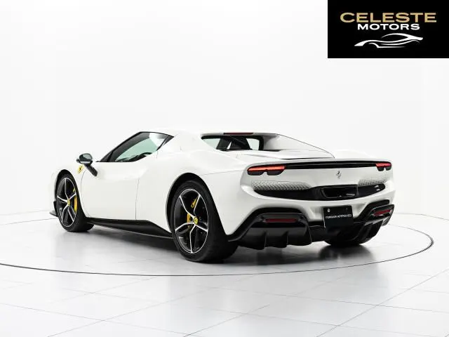 FERRARI 296GTB 2024 — photo 3 sur 8