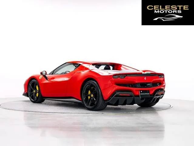 FERRARI 296GTB 2025 — photo 6 sur 8