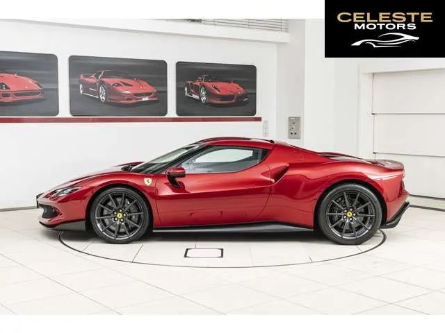 FERRARI 296GTB 2024 — photo 6 sur 8
