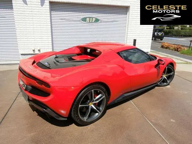 FERRARI 296GTB 2023 — photo 4 sur 8