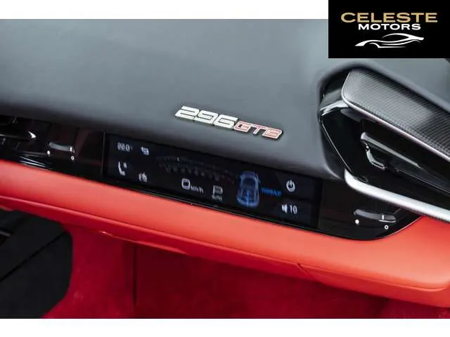 FERRARI 296GTB 2025 — photo 6 sur 8