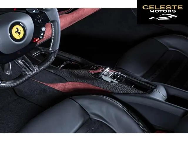 FERRARI 296GTB 2025 — photo 2 sur 8