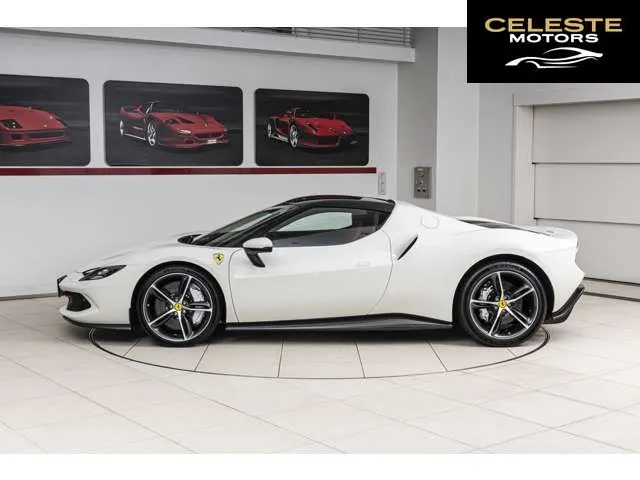 FERRARI 296GTB 2024 — photo 5 sur 8