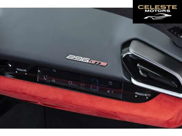 FERRARI 296GTB 2024 — photo 8 sur 8