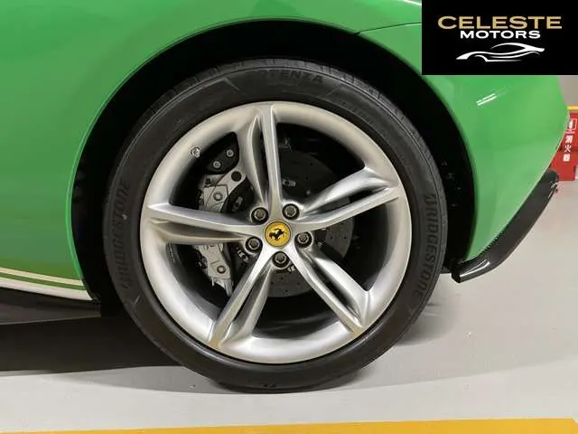 FERRARI 296GTB 2025 — photo 6 sur 8