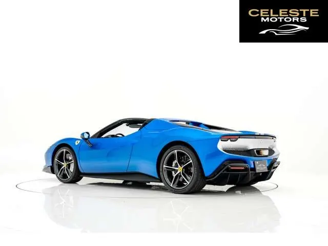 FERRARI 296GTS 2025 — photo 2 sur 8