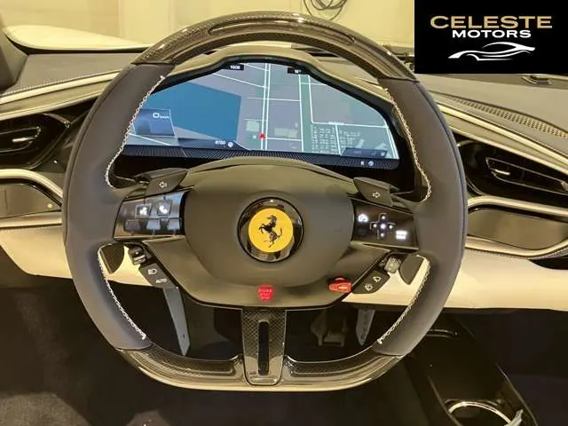FERRARI 296GTS 2025 — photo 5 sur 8