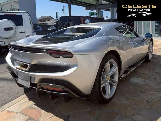 FERRARI 296GTS 2024 — photo 7 sur 8