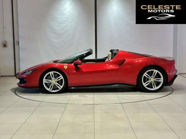 FERRARI 296GTS 2023 — photo 2 sur 8