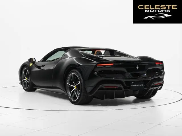 FERRARI 296GTS 2024 — photo 2 sur 8