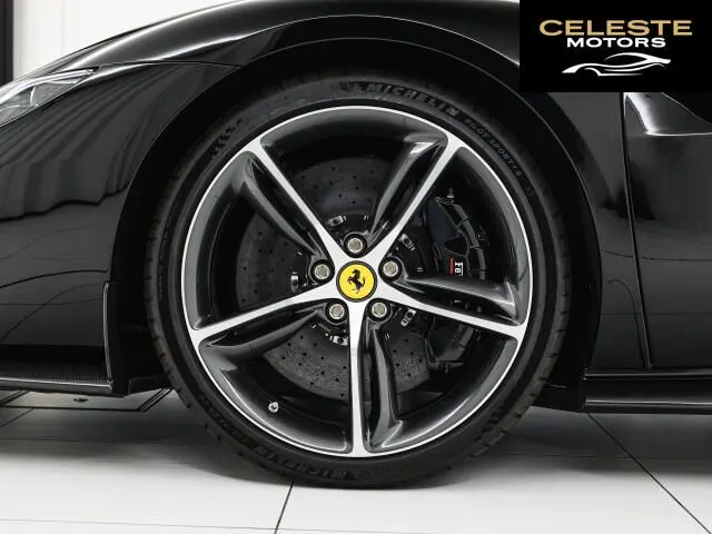 FERRARI 296GTS 2024 — photo 4 sur 8