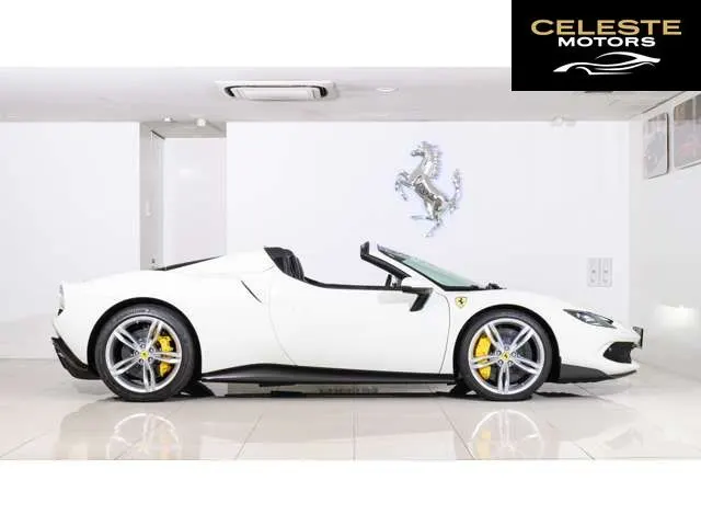 FERRARI 296GTS 2024 — photo 3 sur 8